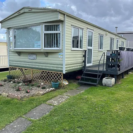 Hébergement de vacances 3 Bed - Sleeps 8 - Sea View - Pets - Parking Reighton