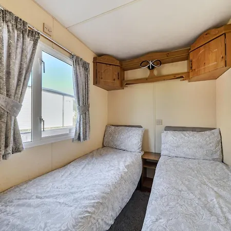 Hébergement de vacances 3 Bed - Sleeps 8 - Sea View - Pets - Parking Reighton